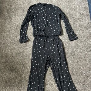 SKIMS Ski print Pajama Set (long sleeve top and bottoms both size XS)